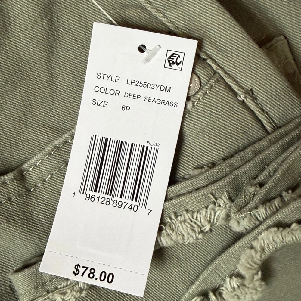 Wit & Wisdom Olive Green Ankle Crop Pants - Picture 7 of 7